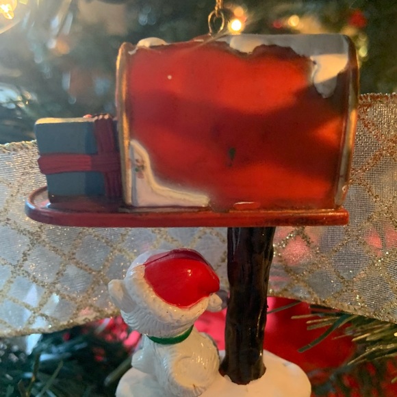 Vintage kitty/mail ornament - Picture 3 of 3